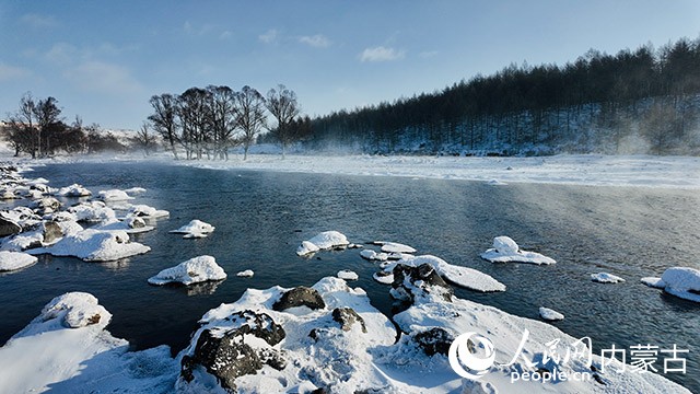 不冻河美景。人民网记者齐浩男摄