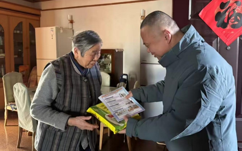 中华路街道打造青少年悦读空间。