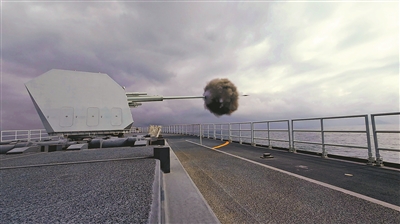 主炮射击。 靳  鑫摄