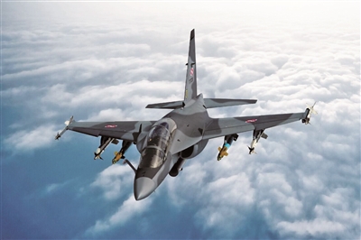 意大利莱昂纳多公司研制的M-346FA轻型战机。