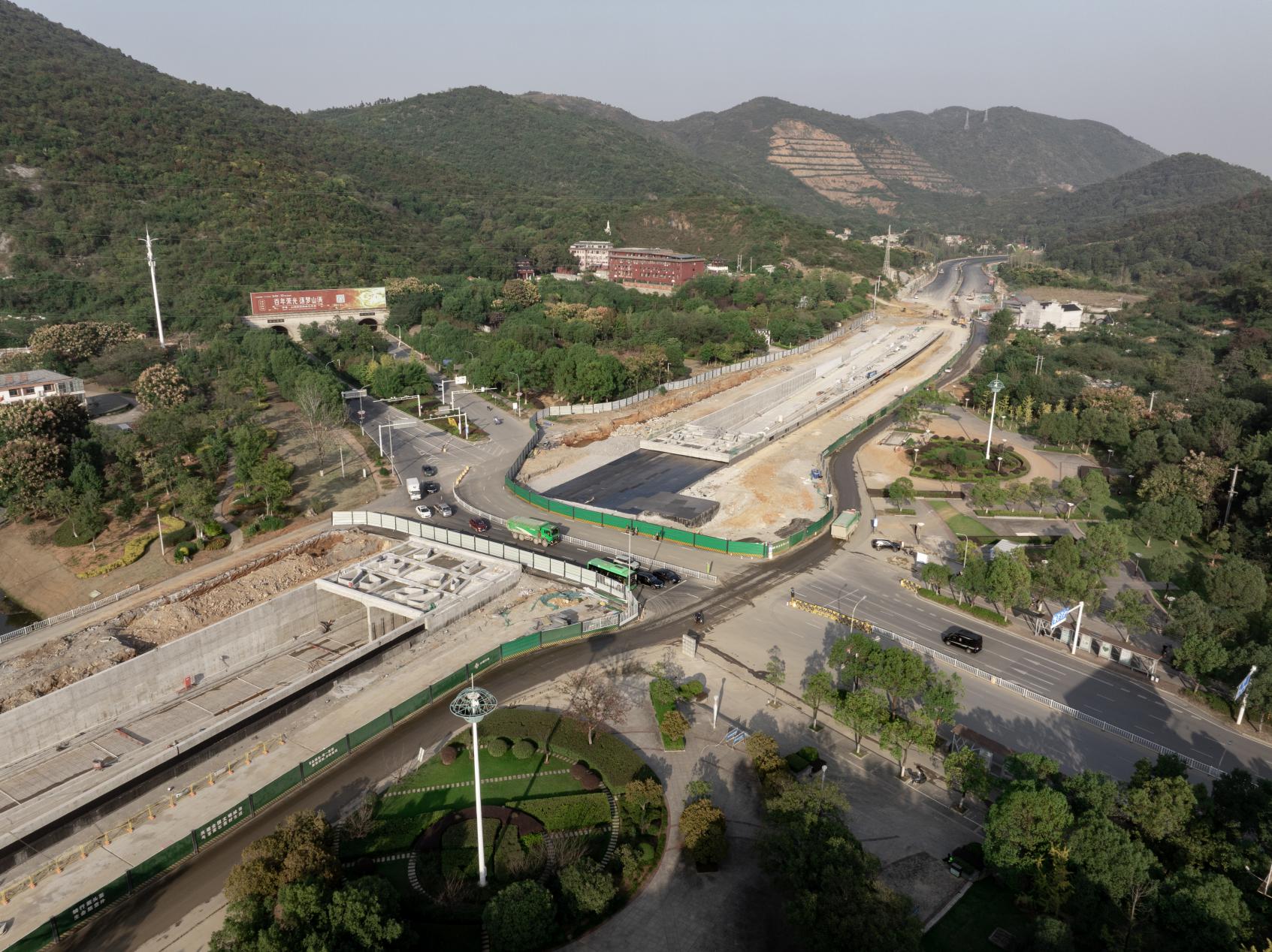 圣明路下穿隧道